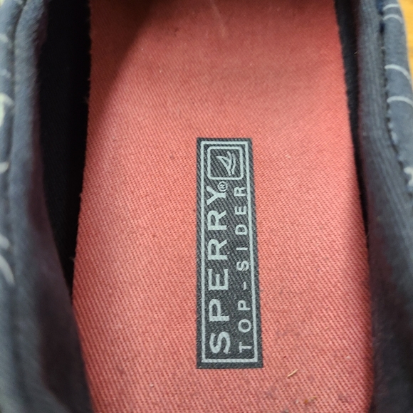 Sperry Topsiders Blue Whale print Size 7.5 - Picture 7 of 8